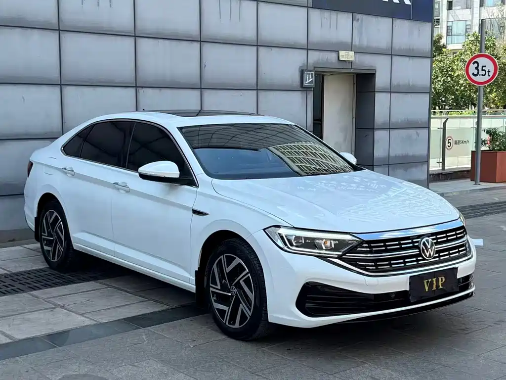 Volkswagen Sagitar — миниатюра 3