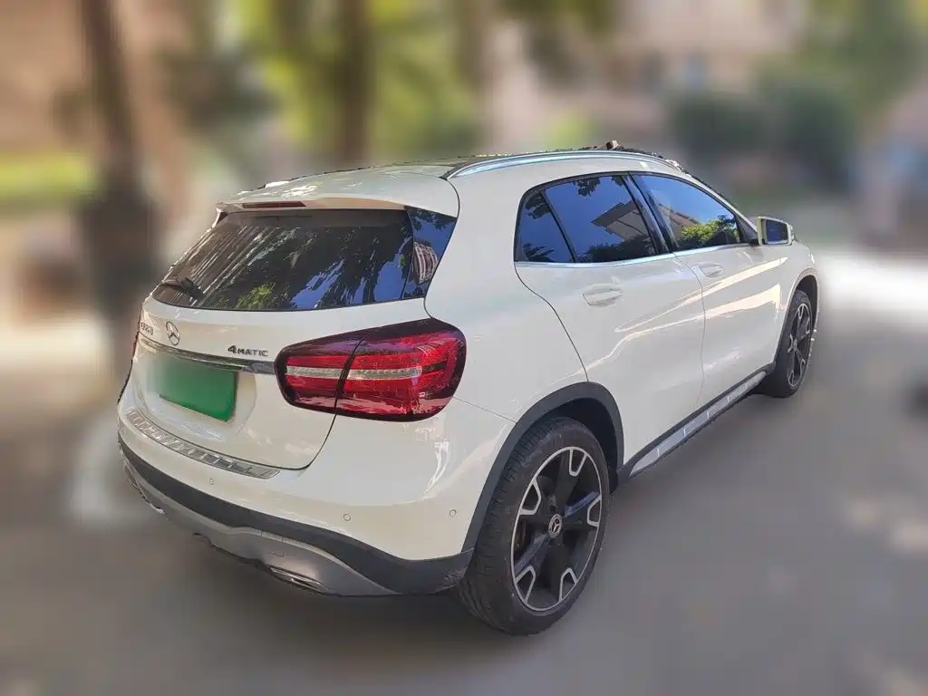Mercedes-Benz GLA — миниатюра 4