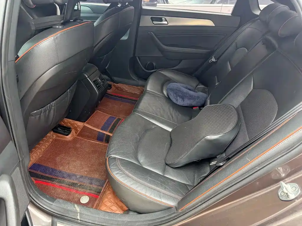Hyundai Sonata — миниатюра 5