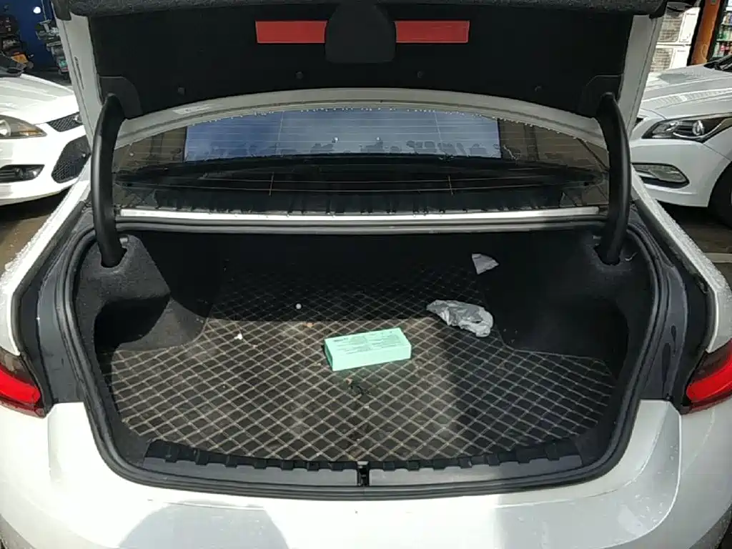 BMW i3 — миниатюра 19