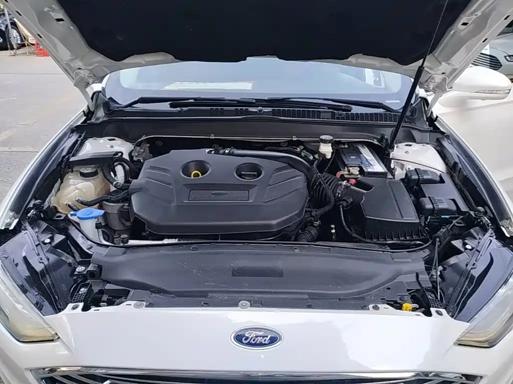 Ford Mondeo — миниатюра 20