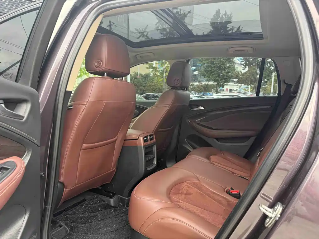 Buick Envision Plus — миниатюра 6