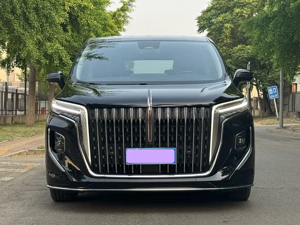 Hongqi HQ9 2023 2.0T