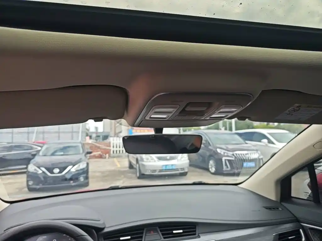 Geely Emgrand GS — миниатюра 18