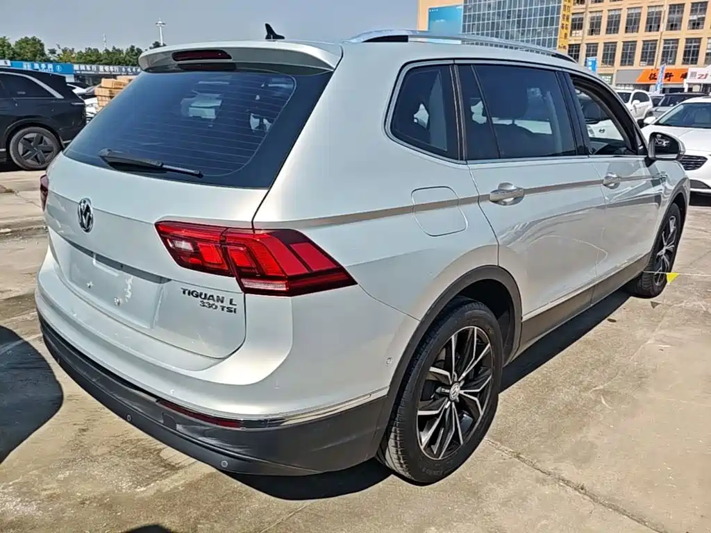 Volkswagen Tiguan L — миниатюра 7