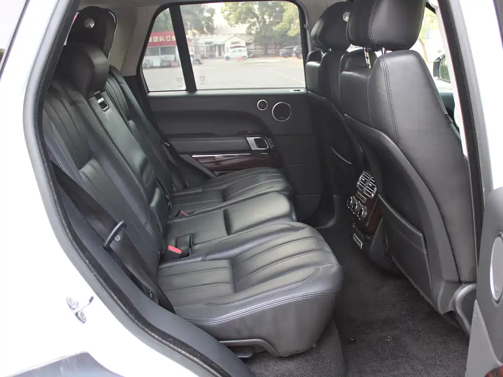 Land Rover Range Rover 2013 NA 5.0 V8 Vogue SE