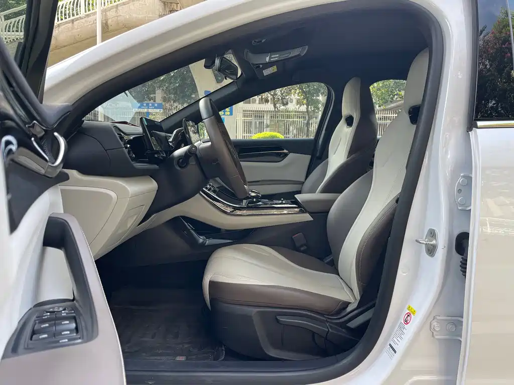 BYD Qin PLUS — миниатюра 5