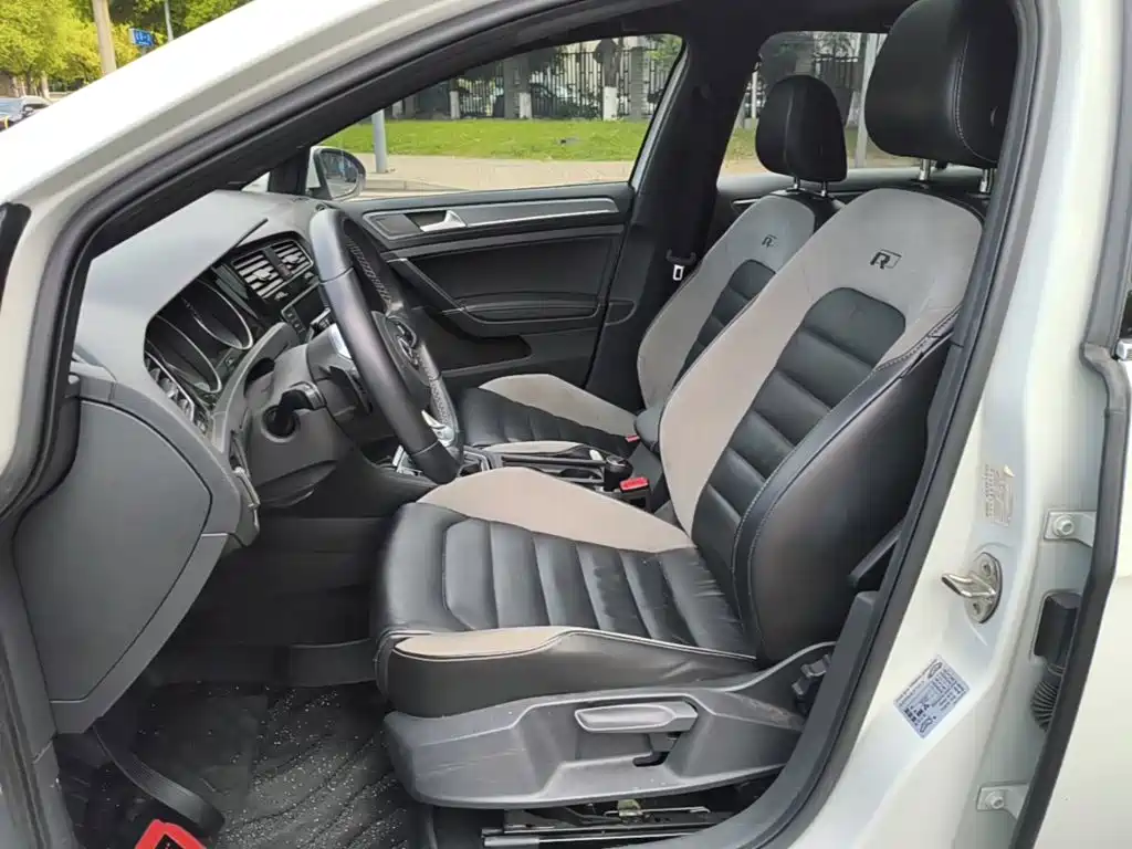 Volkswagen Golf — миниатюра 15