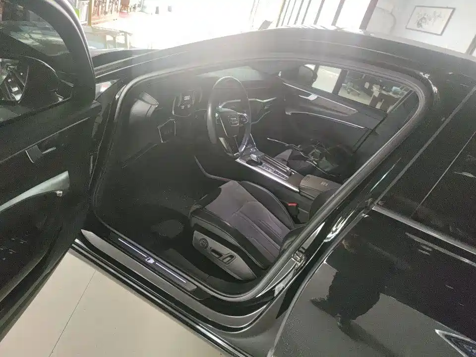 Audi A6L — миниатюра 3