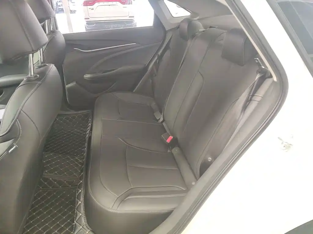Buick Excelle — миниатюра 17
