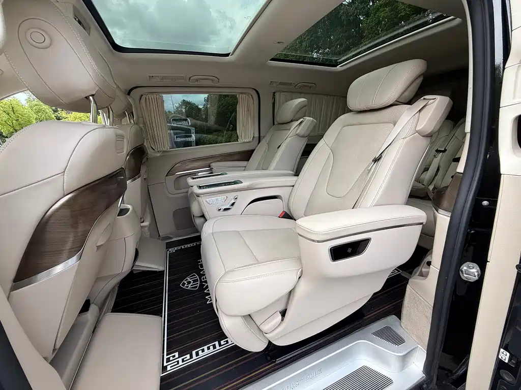 Mercedes-Benz V-Class — миниатюра 10