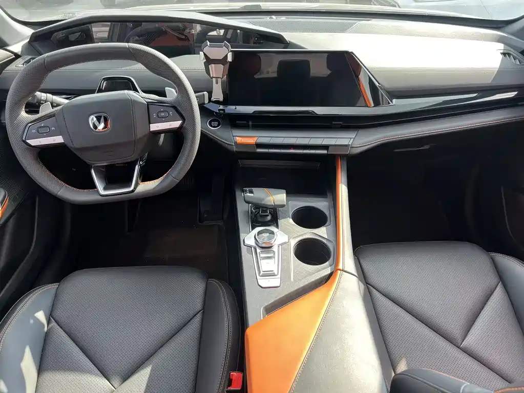 Changan UNI-V — миниатюра 9