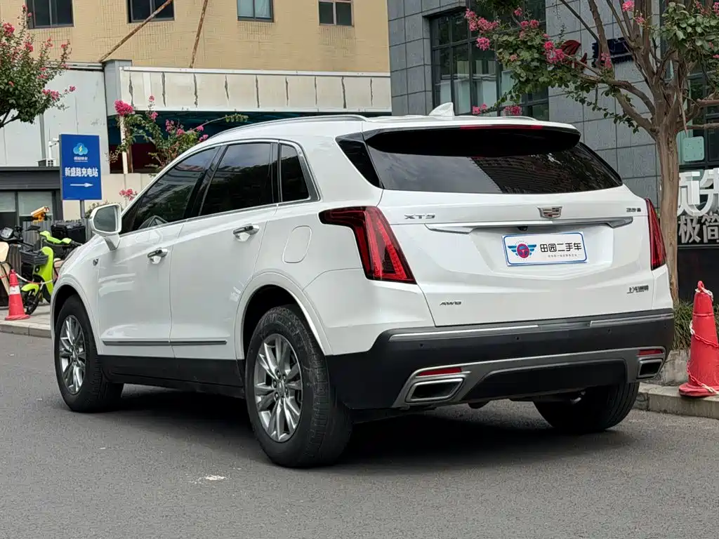 Cadillac XT5 — миниатюра 4