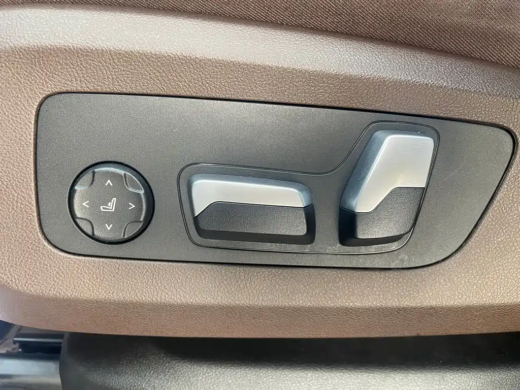 BMW X5 — миниатюра 25
