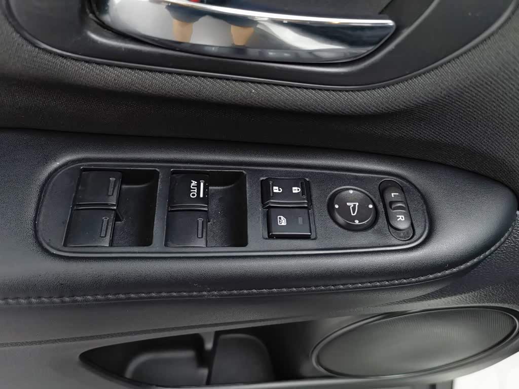 Honda XR-V 1.5 л 2021 г. Белый, пробег 39100 км