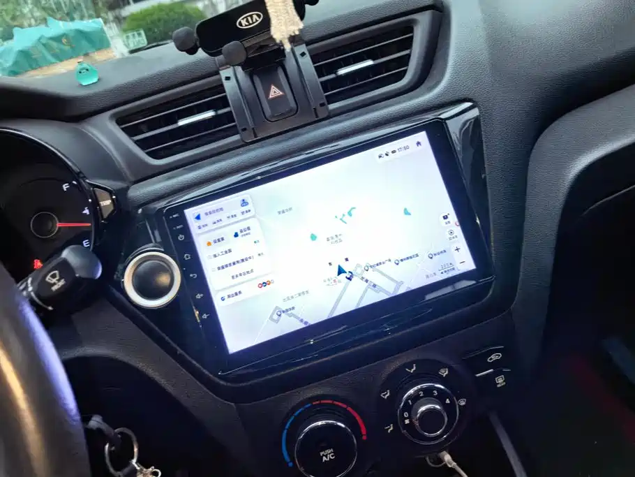 Kia K2 — миниатюра 13