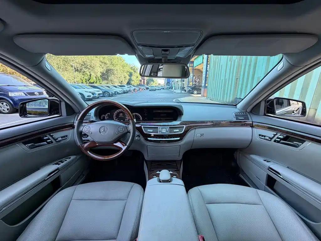 Mercedes-Benz S-Class — миниатюра 4