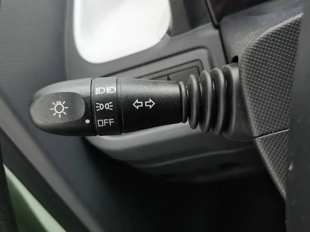 Wuling MINIEV — миниатюра 21