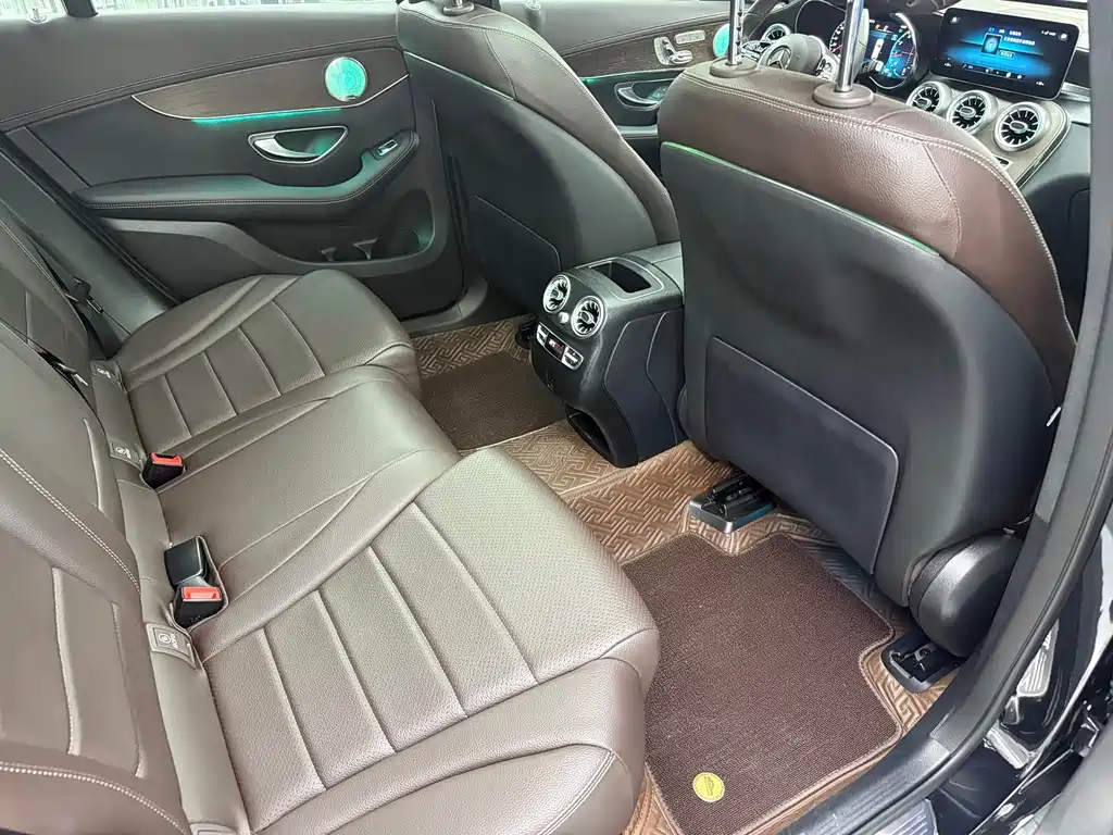 Mercedes-Benz GLC — миниатюра 12