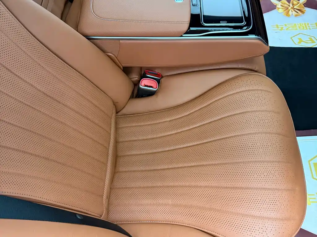 Mercedes-Benz S-Class — миниатюра 11