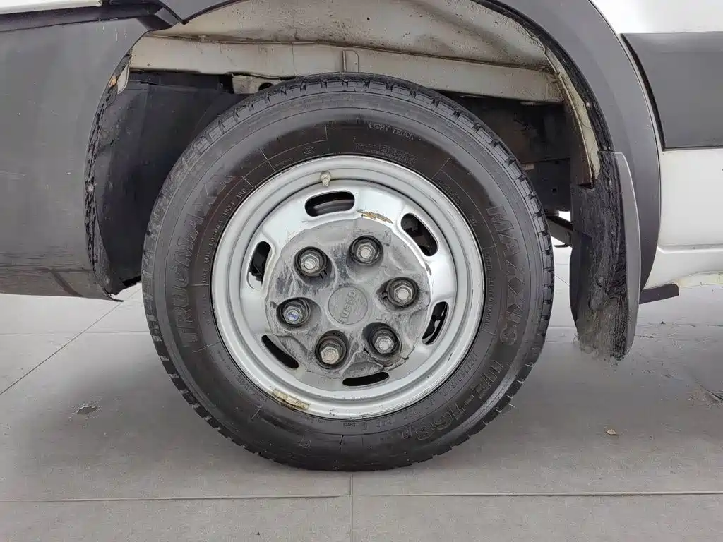 IVECO Ousheng — миниатюра 17