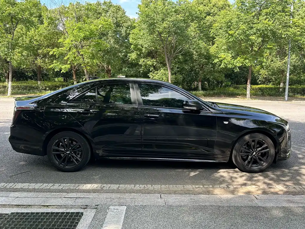 Cadillac CT4 — миниатюра 4