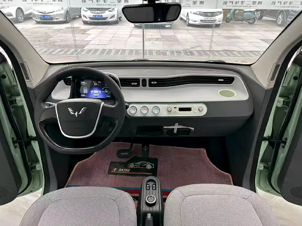Wuling MINIEV — миниатюра 5
