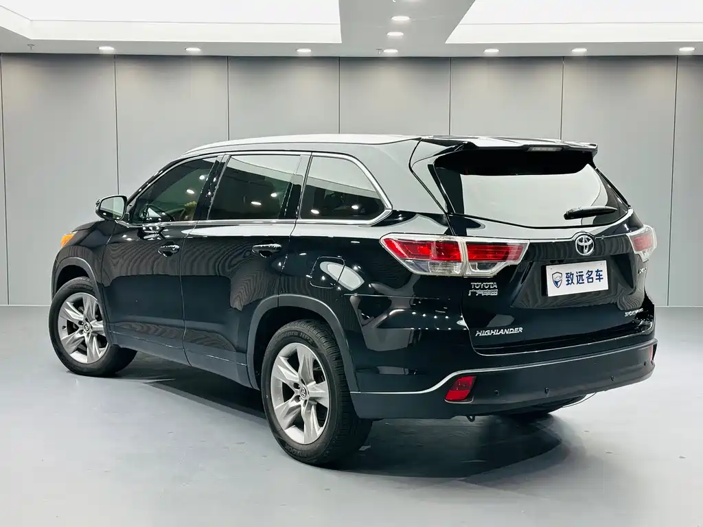 Toyota Highlander — миниатюра 6