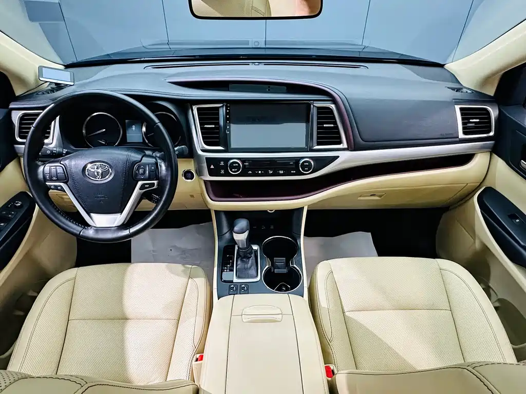 Toyota Highlander — миниатюра 20