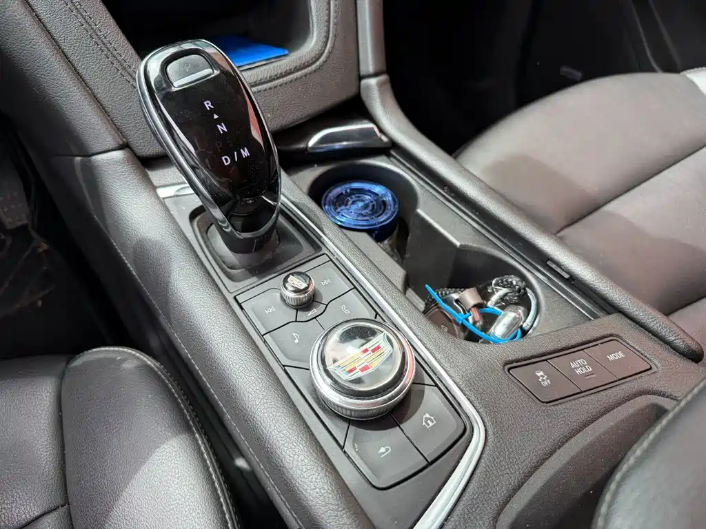 Cadillac XT5 — миниатюра 9