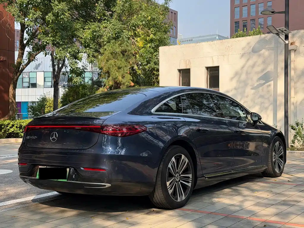 Mercedes-Benz EQS — миниатюра 7