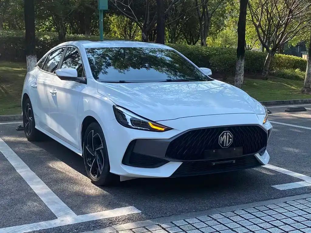 MG MG5 — миниатюра 3