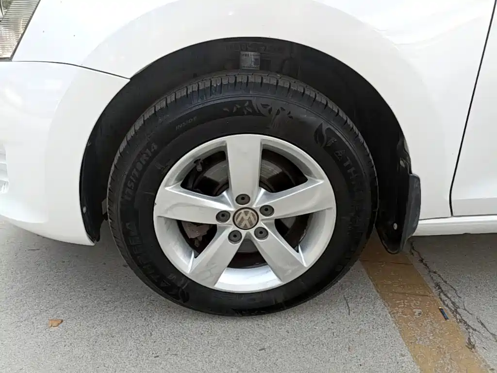 Volkswagen Santana — миниатюра 23