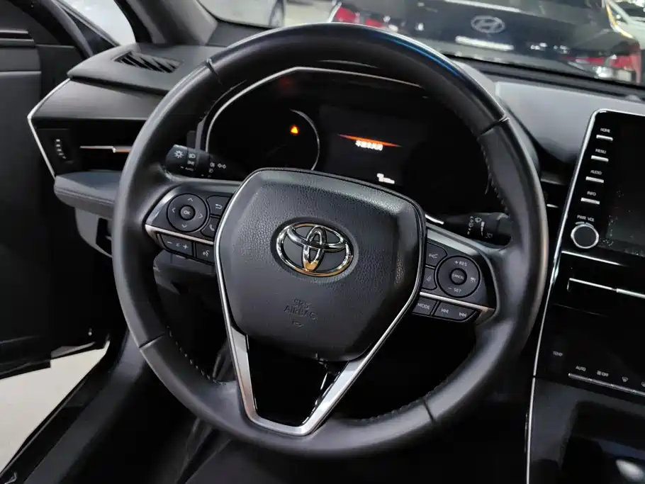 Toyota Avalon — миниатюра 15