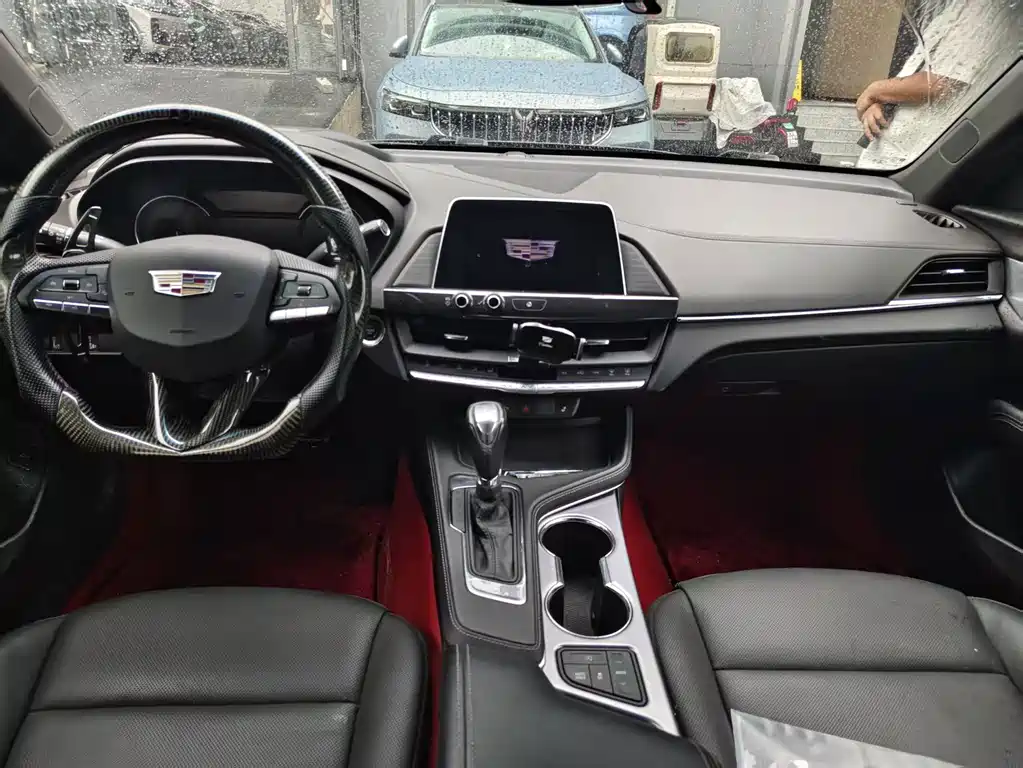 Cadillac CT4 — миниатюра 6