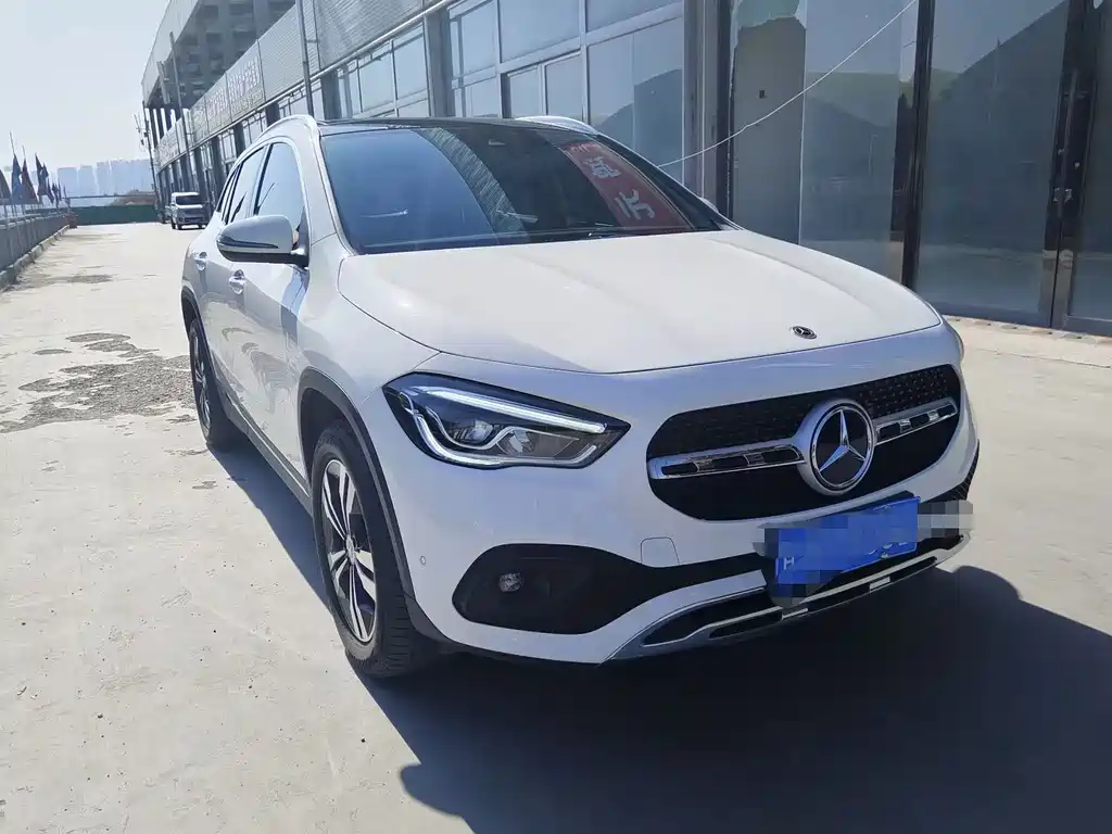 Mercedes-Benz GLA — миниатюра 3