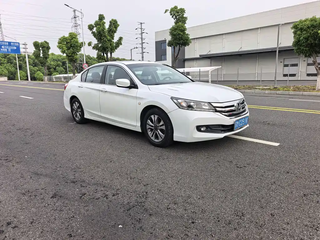 Honda Accord — миниатюра 2