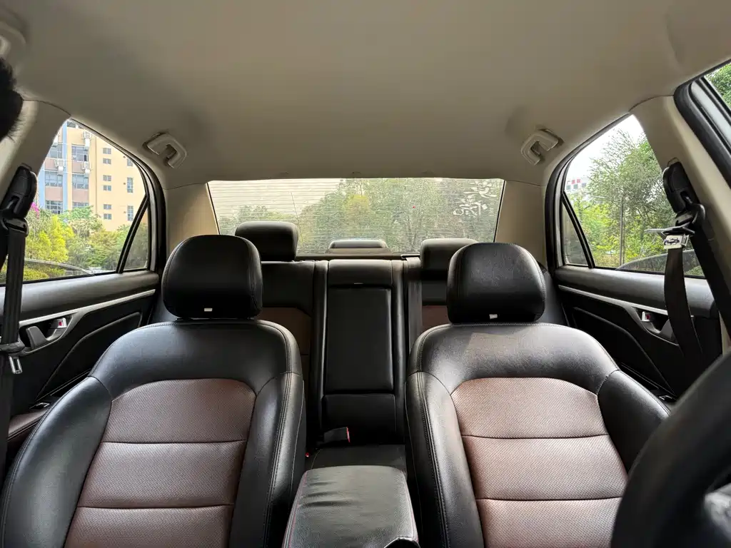Geely Vision — миниатюра 10