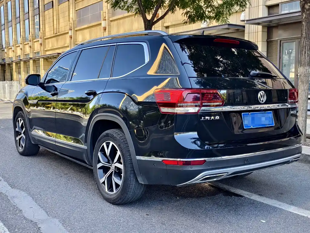 Volkswagen Teramont — миниатюра 6