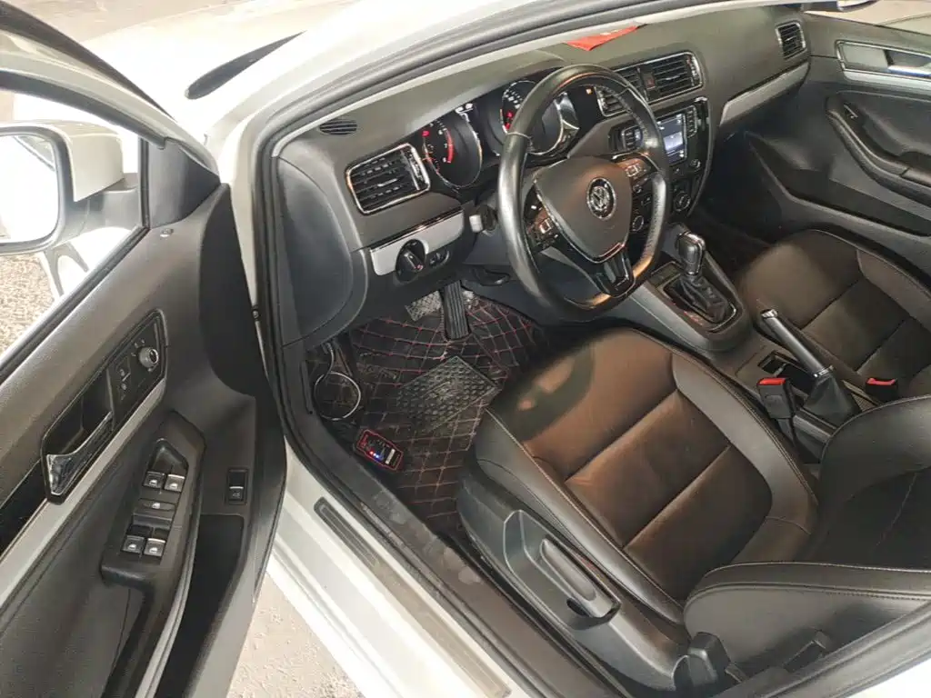 Volkswagen Sagitar — миниатюра 16