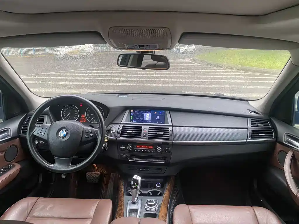 BMW X5 (Import) — миниатюра 7