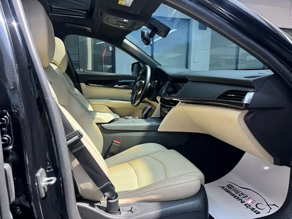 Cadillac CT6 — миниатюра 10