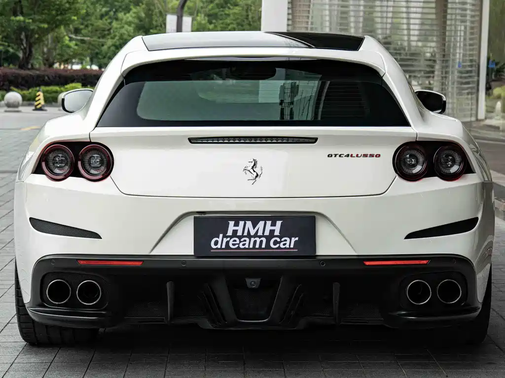Ferrari GTC4Lusso 2016 6.3L V12