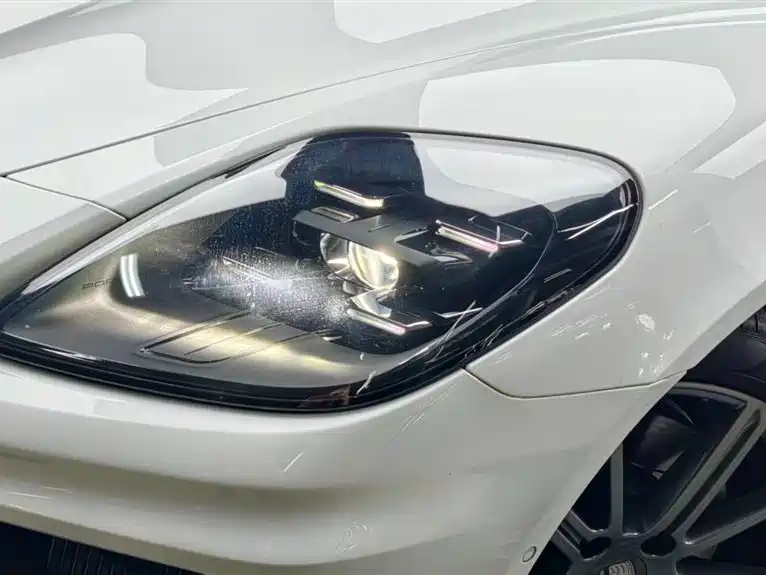 Porsche Panamera — миниатюра 8