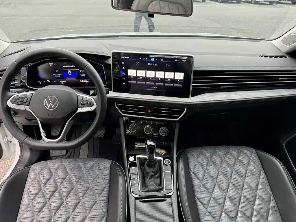 Volkswagen Sagitar — миниатюра 2