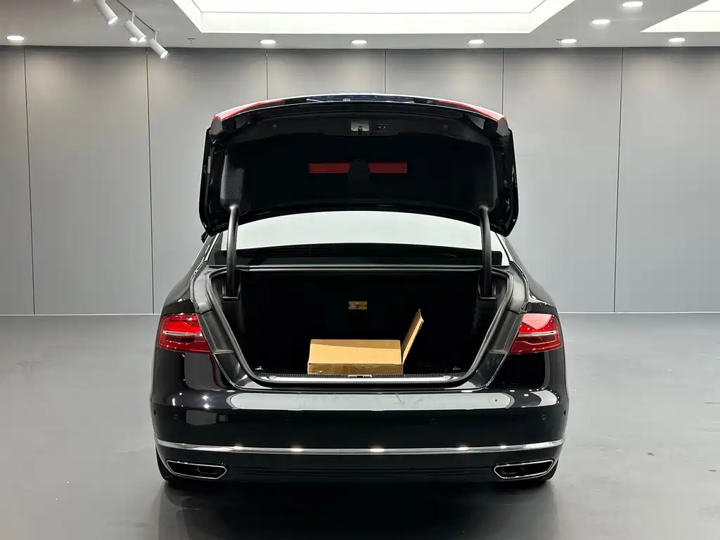 Audi A8 — миниатюра 32