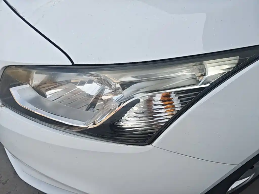 Chevrolet Cruze — миниатюра 24