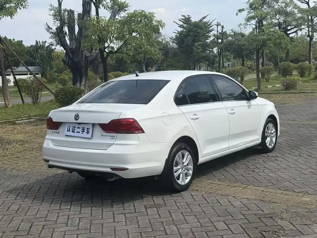 Volkswagen Santana — миниатюра 11