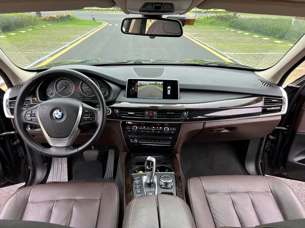 BMW X5 (Import) — миниатюра 8