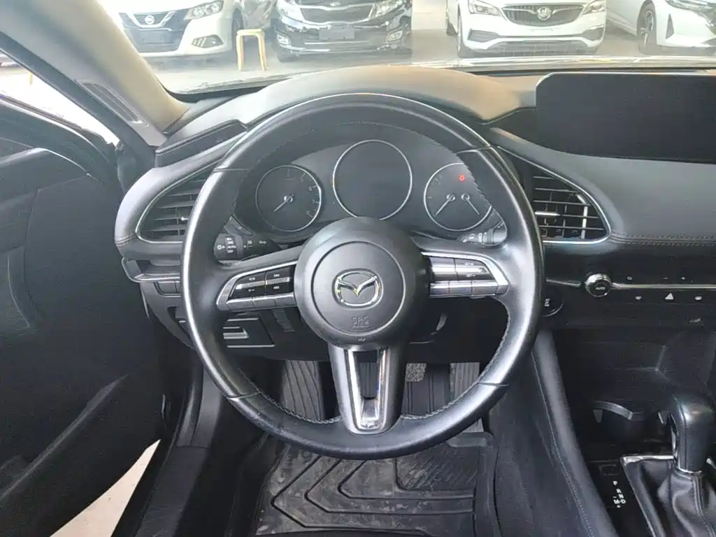 Mazda 3 Axela — миниатюра 11